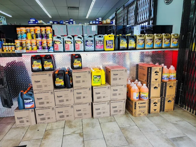 Holbook Auto Parts Store 7 Mile & Hubbell