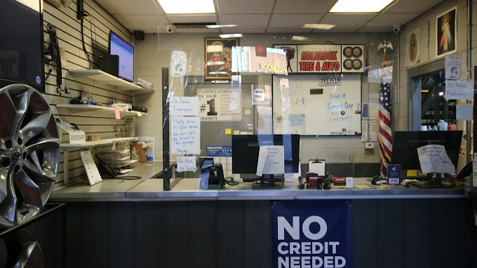 Holbrook Tire & Auto Glass Store